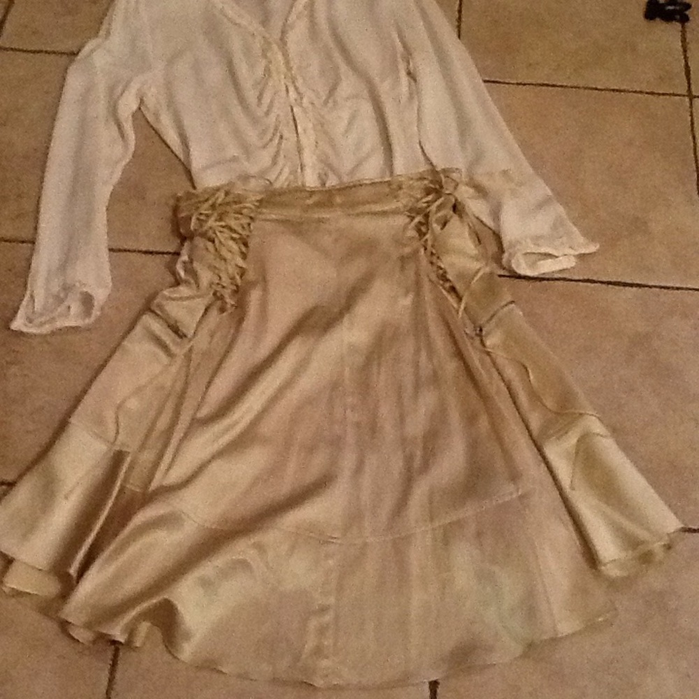 Max studio silky skirt